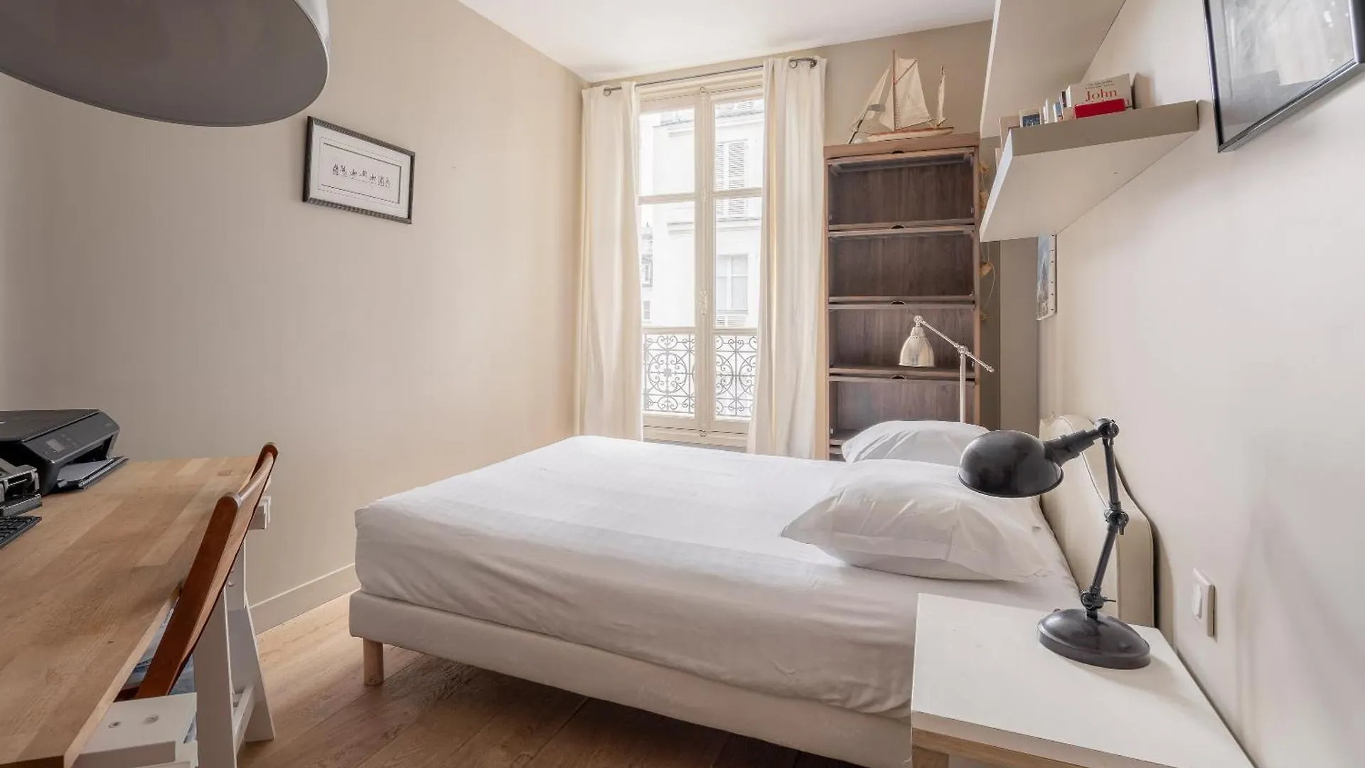 Apartamento Veeve - Artful Escape París 0*,  Francia